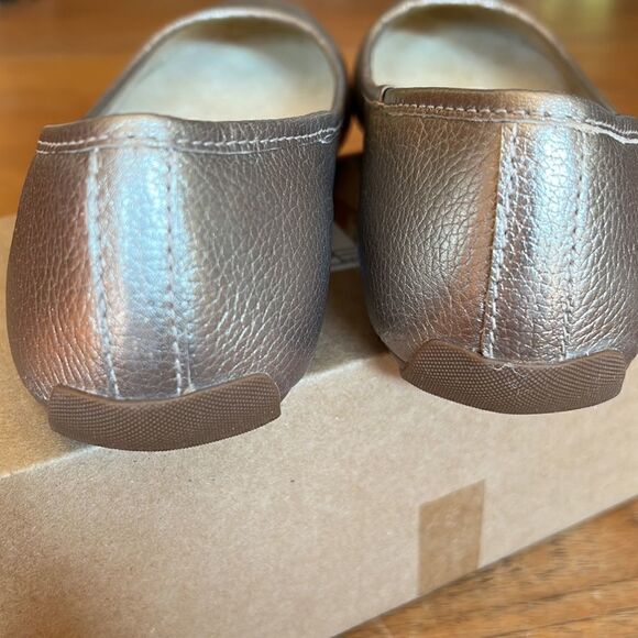 L.L. Bean Skimmer plain toe shoes 10m - Picture 3 of 8